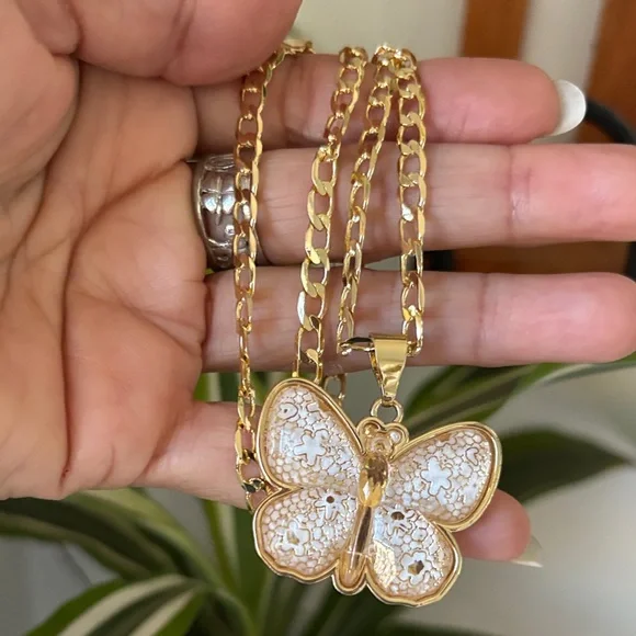 Gold Butterfly Pendant Necklace - Picture 4 of 6